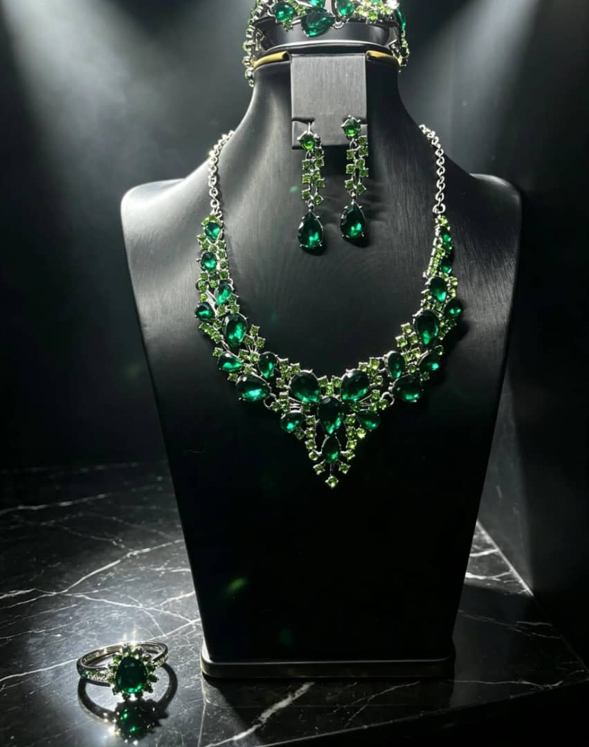 Emerald Afterglow Set