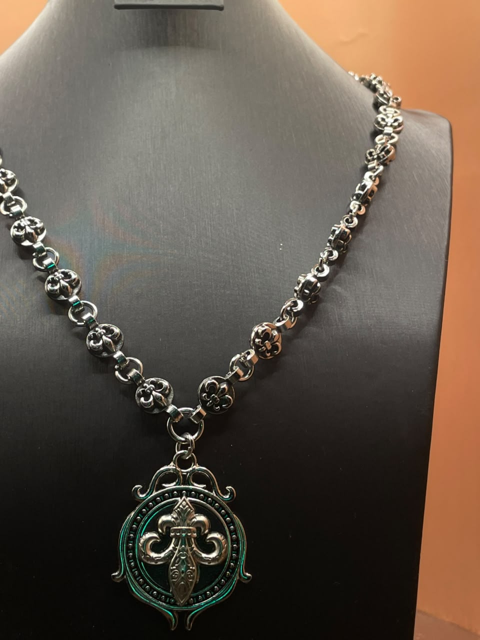 Fleur Noir Medallion Necklace
